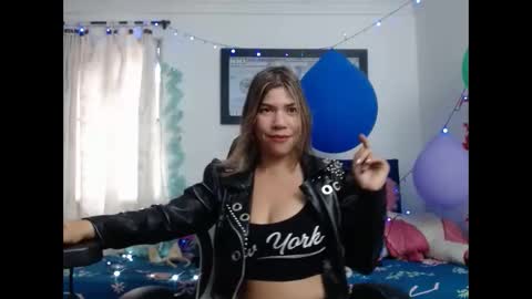 hot sexy bunny online show from 01/21/25, 12:18