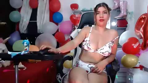 hot sexy bunny online show from 02/25/25, 10:15
