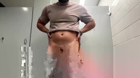 Snapshot of hot_sexy_man_in_the_van chatting on 09/10/25, 01:11 hot_sexy_man_in_the_van online show from 09/10/25, 01:11