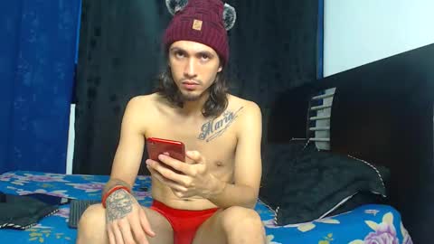 Hot Sharks   online show from 11/10/25, 10:36