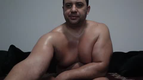 Snapshot of hot_stefano1 chatting on 01/05/25, 05:41 Stefano.. online show from 01/05/25, 05:41