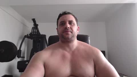 Snapshot of hot_stefano1 chatting on 02/14/25, 02:02 Stefano.. online show from 02/14/25, 02:02