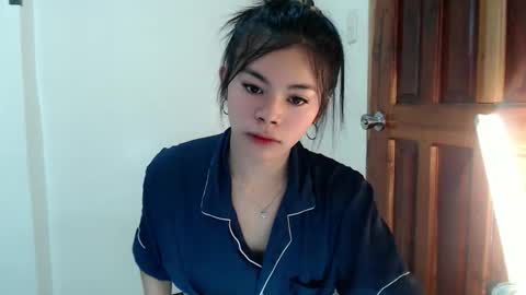 Snapshot of hot_yanna143 chatting on 05/08/26, 02:06 Yanna online show from 05/08/26, 02:06