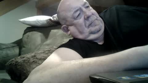 Snapshot of hotandhornyxxx1 chatting on 12/19/24, 09:49 Hot and Horny online show from 12/19/24, 09:49