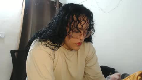 Snapshot of hotandpower10 chatting on 12/06/24, 12:45 Hot and PowerHOPE U MISS ME online show from 12/06/24, 12:45