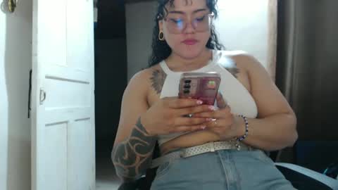 Snapshot of hotandpower10 chatting on 12/10/24, 11:30 Hot and PowerHOPE U MISS ME online show from 12/10/24, 11:30