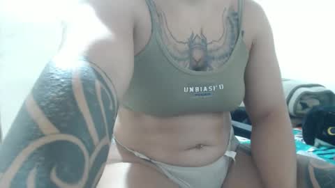 Snapshot of hotandpower10 chatting on 12/13/24, 11:17 Hot and PowerHOPE U MISS ME online show from 12/13/24, 11:17