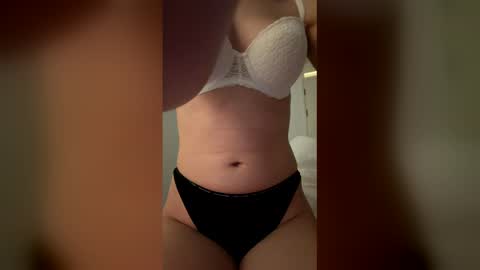 Snapshot of hotannabelle20 chatting on 04/20/26, 10:55 hotannabelle20 online show from 04/20/26, 10:55