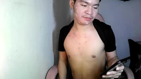 Snapshot of hotasianwildfuck chatting on 09/12/25, 09:42 hotasianwildfuck online show from 09/12/25, 09:42