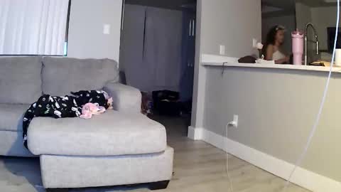 hotasssummer online show from 03/05/26, 05:14