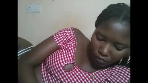 love online show from 11/06/25, 07:42