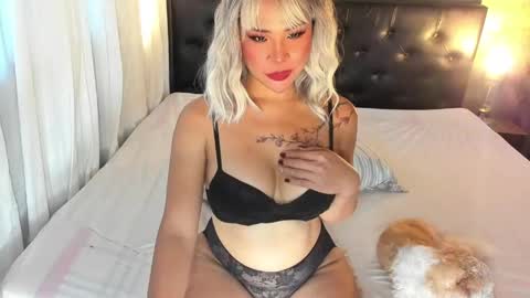 Snapshot of hotbabymaria chatting on 04/16/26, 12:33 maria online show from 04/16/26, 12:33