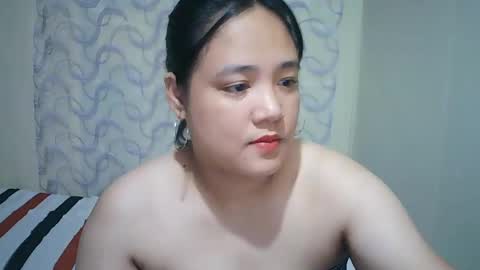 Lynn online show from 02/25/25, 01:30