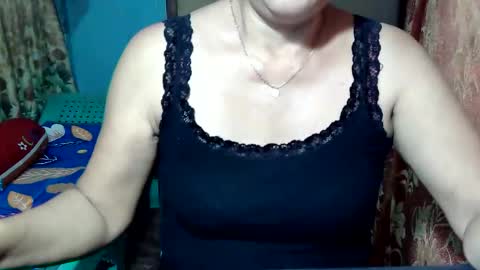 Snapshot of hotbetty_45 chatting on 03/13/26, 12:50 hotbetty_45 online show from 03/13/26, 12:50