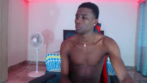 Snapshot of hotblacks07 chatting on 09/22/25, 11:23 rivas online show from 09/22/25, 11:23