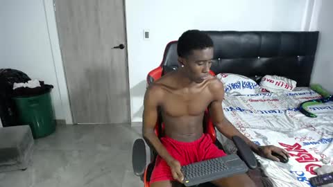 Snapshot of hotblacks07 chatting on 04/24/26, 04:20 rivas online show from 04/24/26, 04:20