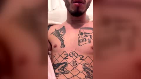 Snapshot of hotblakyy chatting on 04/26/26, 10:07 hotblakyy online show from 04/26/26, 10:07