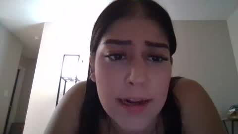 Snapshot of hotbmbd25 chatting on 11/07/25, 09:15 Ivy Rose420 online show from 11/07/25, 09:15