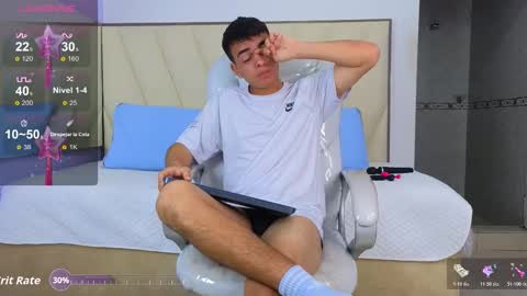 hotboy21_ online show from 11/19/25, 03:39