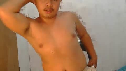 Snapshot of hotboy_bigboy chatting on 02/17/26, 12:34 hotboy_bigboy online show from 02/17/26, 12:34