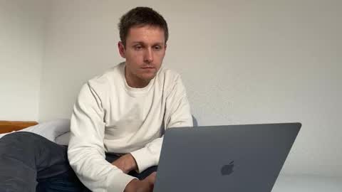 hotboyfeet92 online show from 11/07/25, 11:54