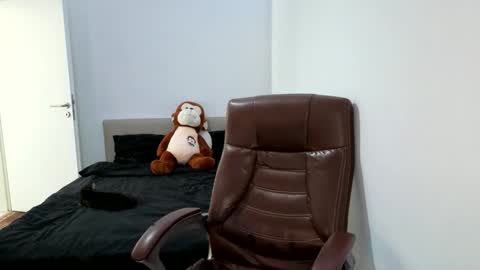 Snapshot of hotboyshorny chatting on 03/07/26, 08:22 Hotboyshorny online show from 03/07/26, 08:22