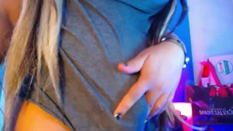 Snapshot of hotbritneyxx chatting on 03/01/25, 04:54 hotbritneyxx online show from 03/01/25, 04:54