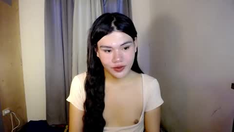 Snapshot of hotbunnyrainx chatting on 03/06/26, 08:55 rain online show from 03/06/26, 08:55