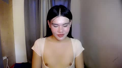 Snapshot of hotbunnyrainx chatting on 04/02/26, 09:07 rain online show from 04/02/26, 09:07