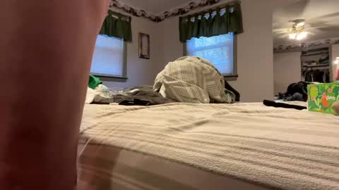 Snapshot of hotbuns69_ chatting on 02/02/25, 08:51 hotbuns69_ online show from 02/02/25, 08:51