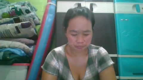 hotchicks4uxx online show from 02/20/25, 04:50