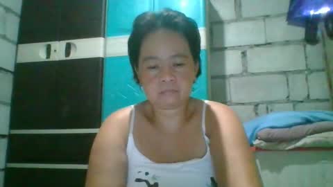 hotchicks4uxx online show from 12/16/25, 01:16