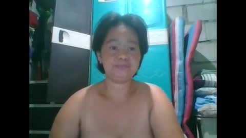 hotchicks4uxx online show from 01/16/26, 11:09