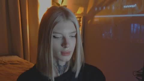 hotchubently online show from 03/05/25, 05:29