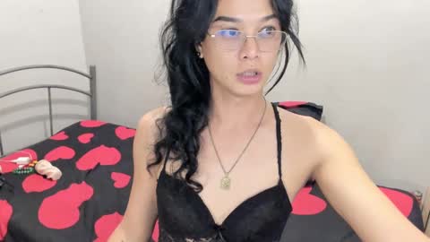 Snapshot of hotcockchristina chatting on 02/16/25, 04:42 Christina online show from 02/16/25, 04:42