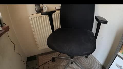 Snapshot of hotcockdus21 chatting on 11/26/25, 12:39 hotcockdus21 online show from 11/26/25, 12:39