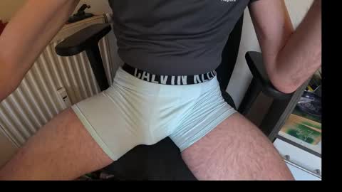 Snapshot of hotcockdus21 chatting on 01/18/26, 01:15 hotcockdus21 online show from 01/18/26, 01:15