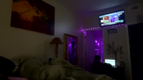 Snapshot of hotcouple1319 chatting on 10/07/25, 07:49 hotcouple1319 online show from 10/07/25, 07:49