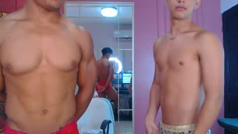 Snapshot of hotcrew_ chatting on 07/18/26, 01:37 Hussain aaron and Ekko online show from 07/18/26, 01:37