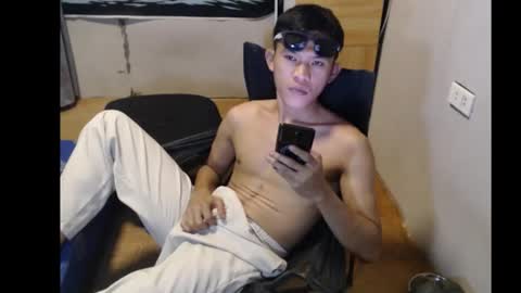 Snapshot of hotcuteasianxx chatting on 10/23/25, 08:35 hotcuteasianxx online show from 10/23/25, 08:35