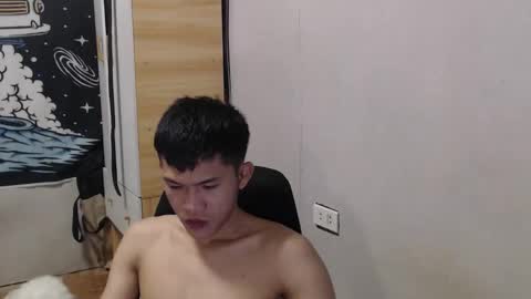 Snapshot of hotcuteasianxx chatting on 12/14/25, 11:37 hotcuteasianxx online show from 12/14/25, 11:37