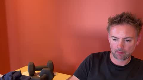 Snapshot of hotdaddy1982 chatting on 04/28/26, 05:51 hotdaddy1982 online show from 04/28/26, 05:51