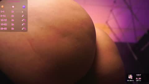 Snapshot of hotdesy_ chatting on 12/27/24, 09:39 Mistress online show from 12/27/24, 09:39