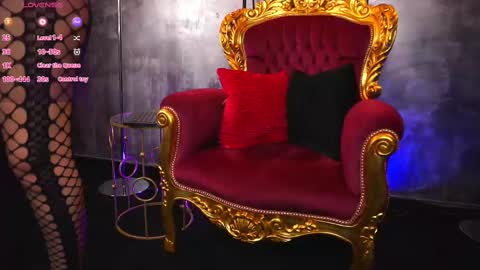 Snapshot of hotdesy_ chatting on 03/02/25, 03:24 Mistress online show from 03/02/25, 03:24