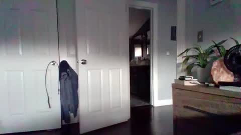 hotdog1124 online show from 11/05/25, 01:00