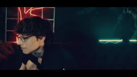 Snapshot of hotdogswaitingaports chatting on 04/15/26, 07:58 Archi Stewart online show from 04/15/26, 07:58