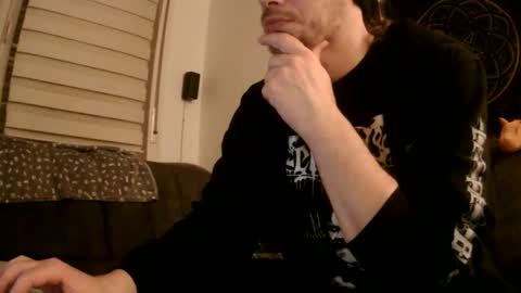 Snapshot of hotdutchd chatting on 02/15/26, 09:22 Marv online show from 02/15/26, 09:22