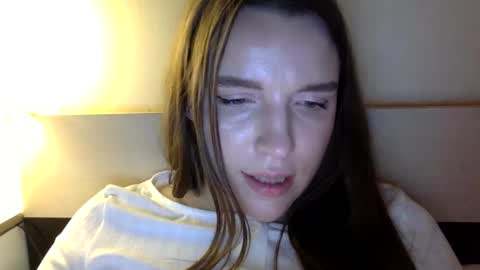 effy online show from 12/19/24, 11:14