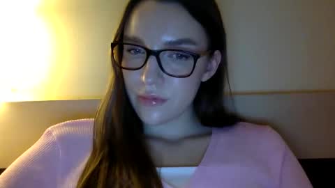 effy online show from 03/05/25, 08:53