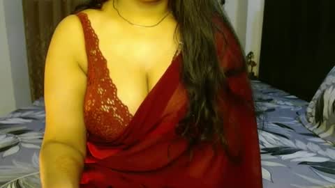 Snapshot of hoteliza6 chatting on 12/25/24, 08:07 Eliza i dont show face in any show online show from 12/25/24, 08:07